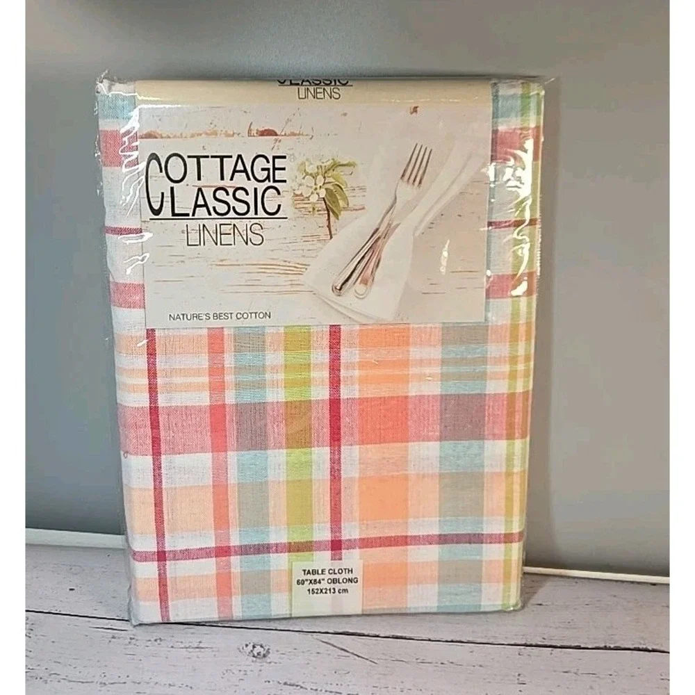 NIP COTTAGE CLASSIC LINENS Coral Check Plaid Tablecloth - SIZE 60